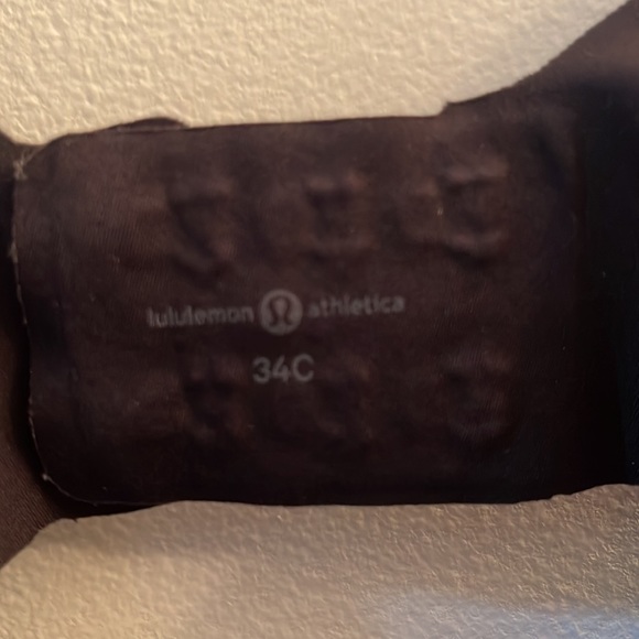 Lululemon sports bra - Picture 4 of 4